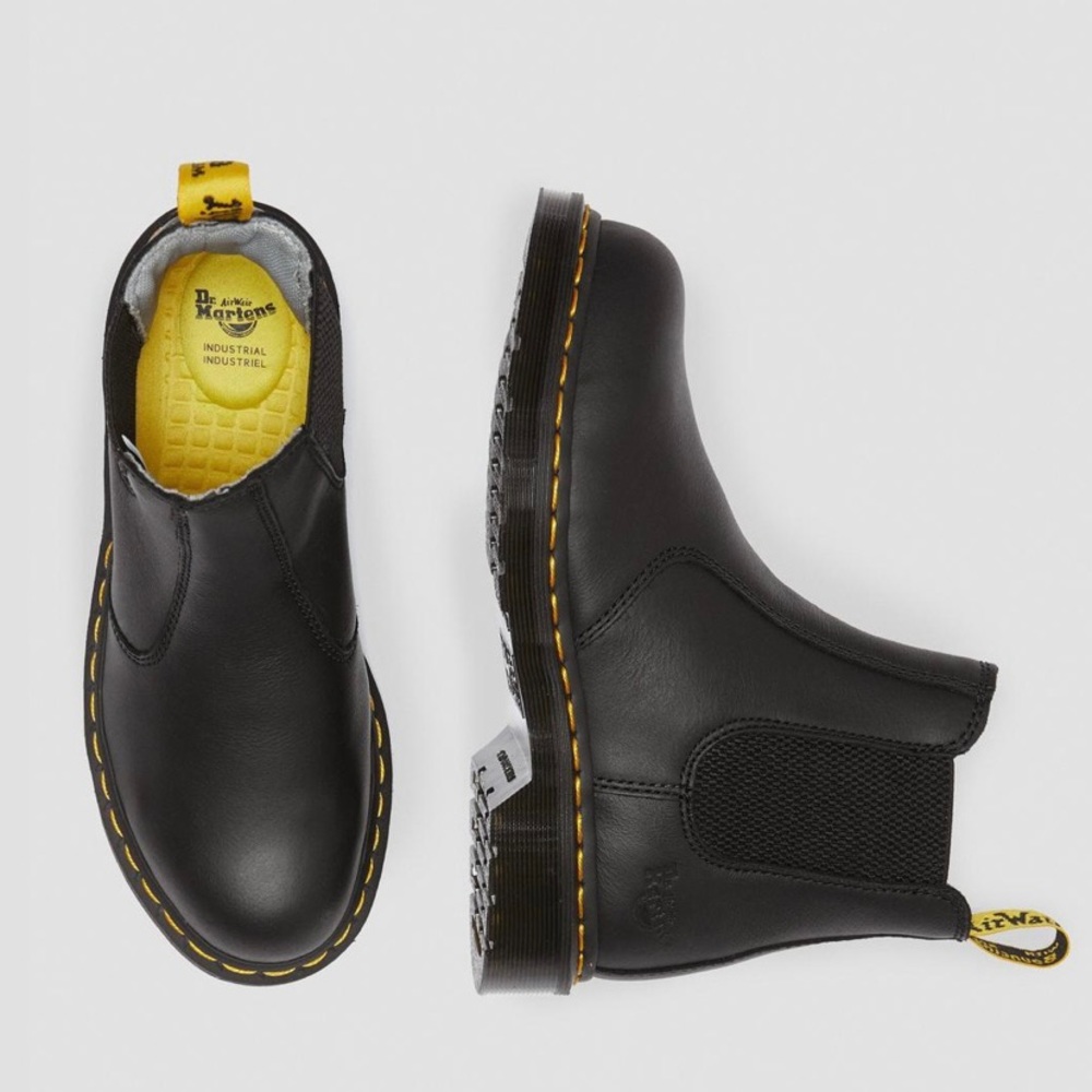 DR.MARTENS Arbor Chelsea Boots NEW